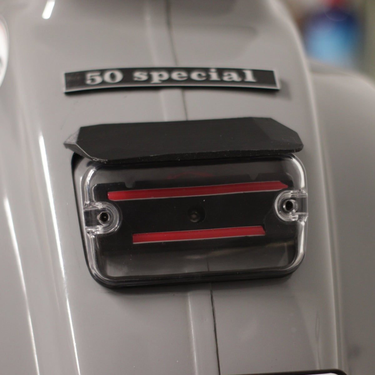 Fanale posteriore LED completo Vespa 50 Special - lente trasparente
