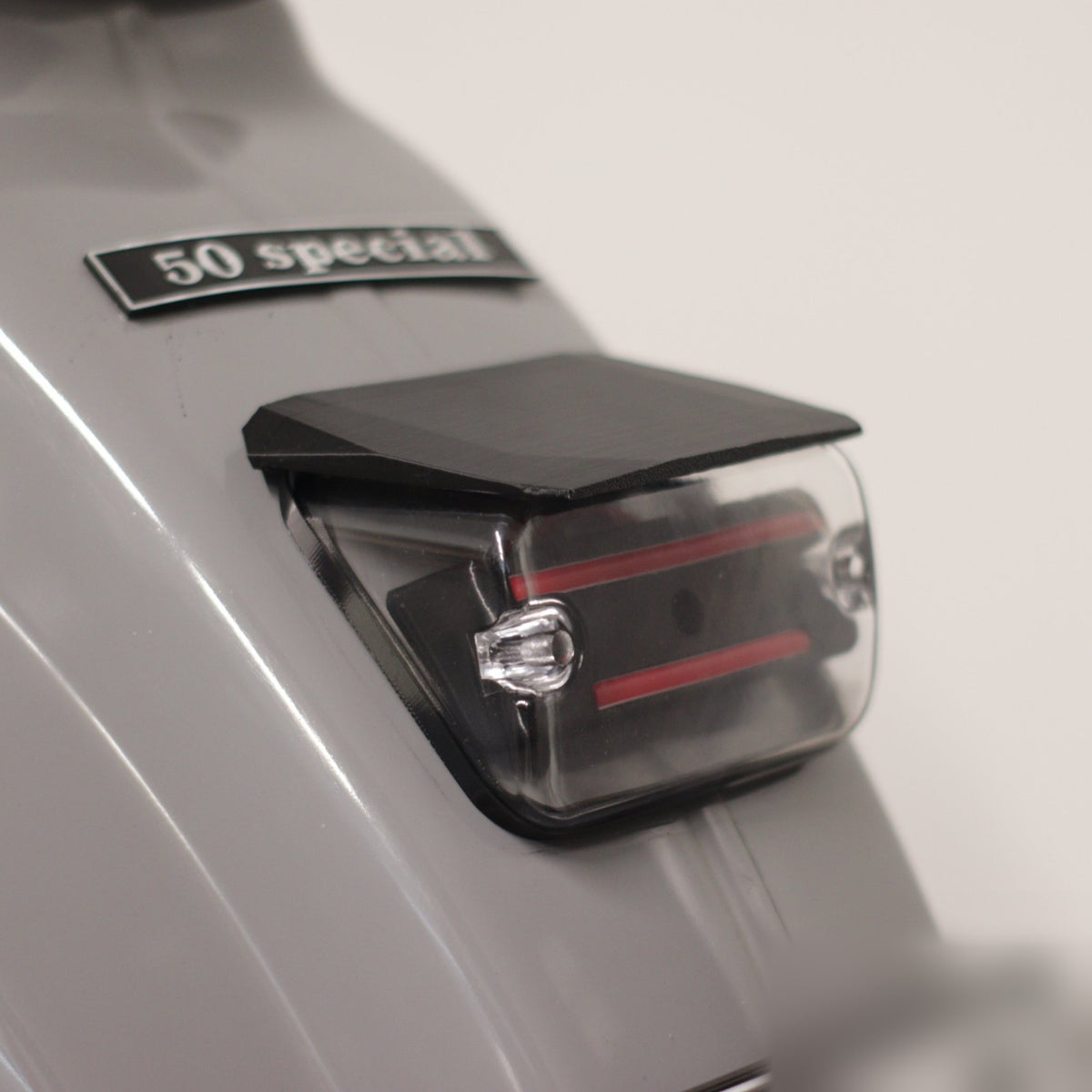 Fanale posteriore LED completo Vespa 50 Special - lente trasparente